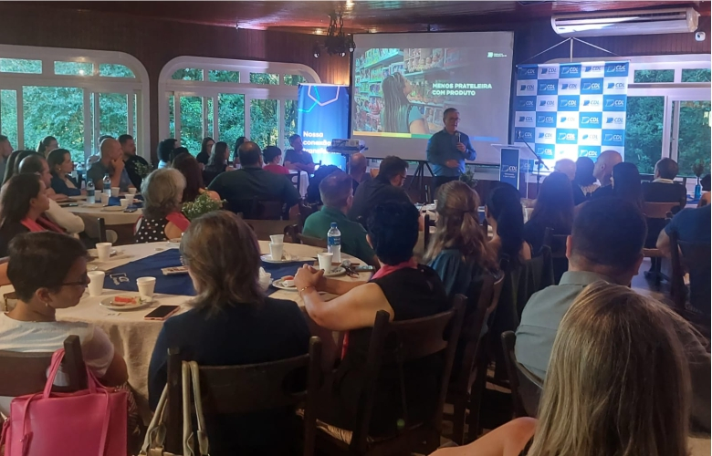 CAFÉ COM ASSOCIADOS COM IVONEI PIONER