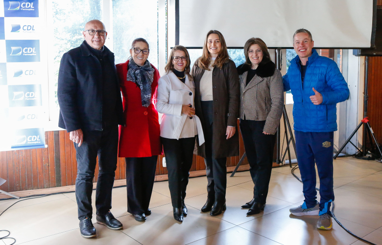 CAFÉ COM ASSOCIADOS - INTELIGÊNCIA EMOCIONAL PARA LIDAR COM PRESSÃO, PESSOAS E DESAFIOS